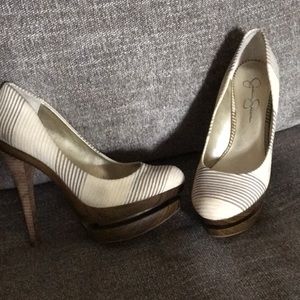 Jessica Simpson heels